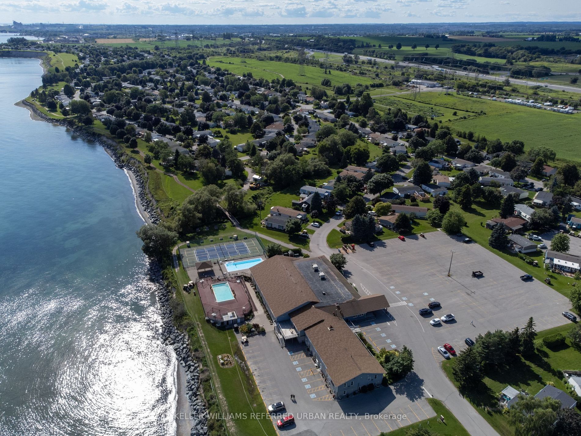73 Wilmot Tr