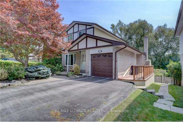 146 Beaverbrook Crt, Toronto