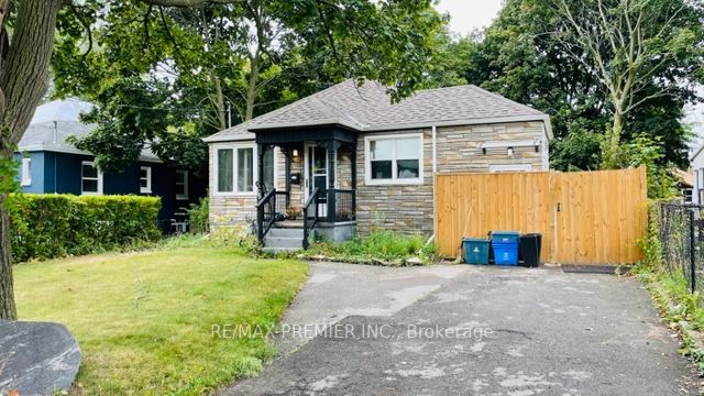 66 Thomas St