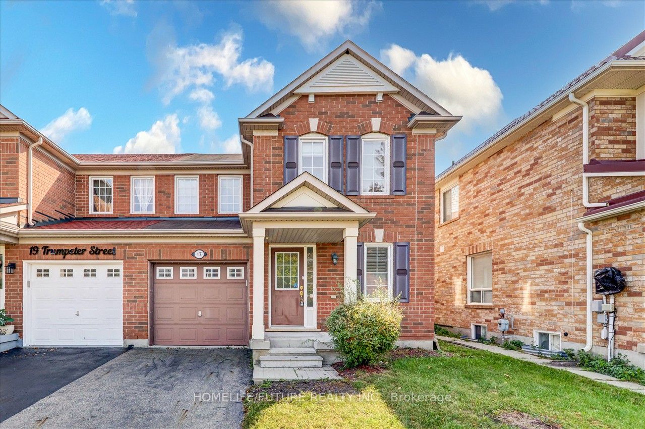 17 Trumpeter St