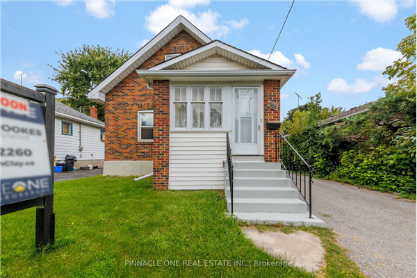 294 Buena Vista Ave N, Oshawa
