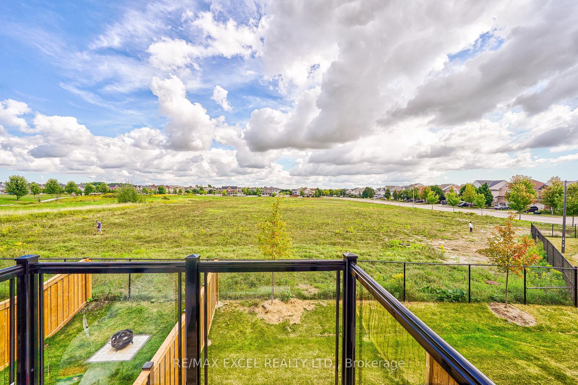 43 Lake Trail Way