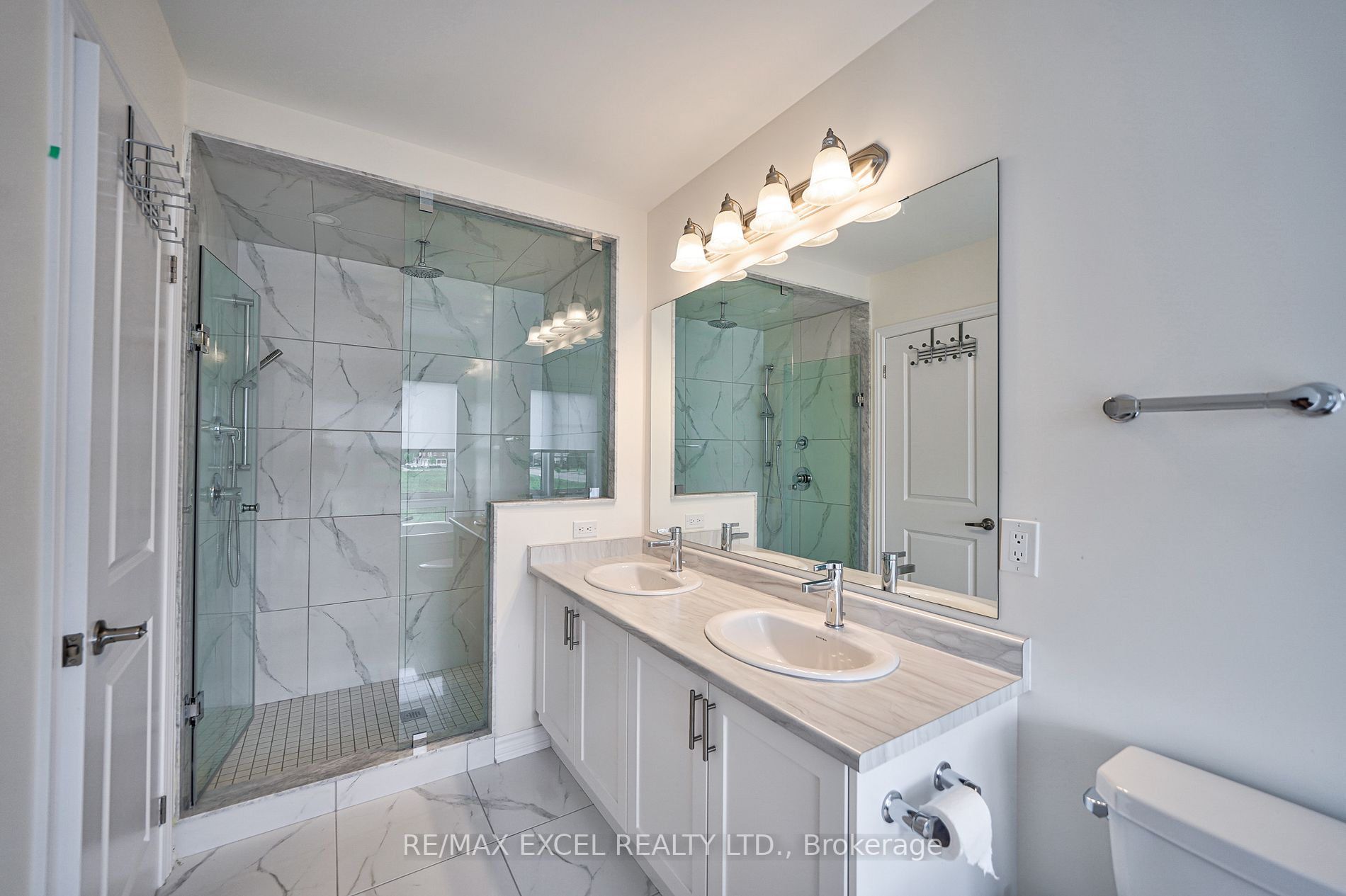 43 Lake Trail Way