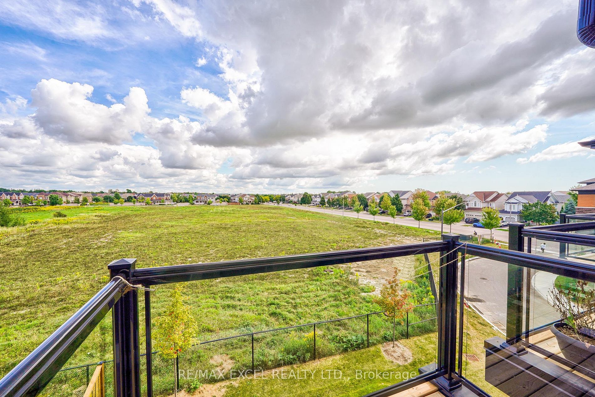 43 Lake Trail Way