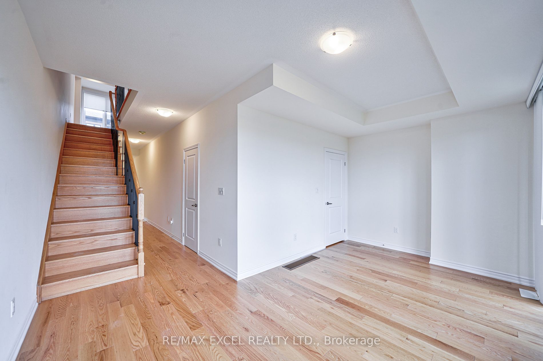 43 Lake Trail Way
