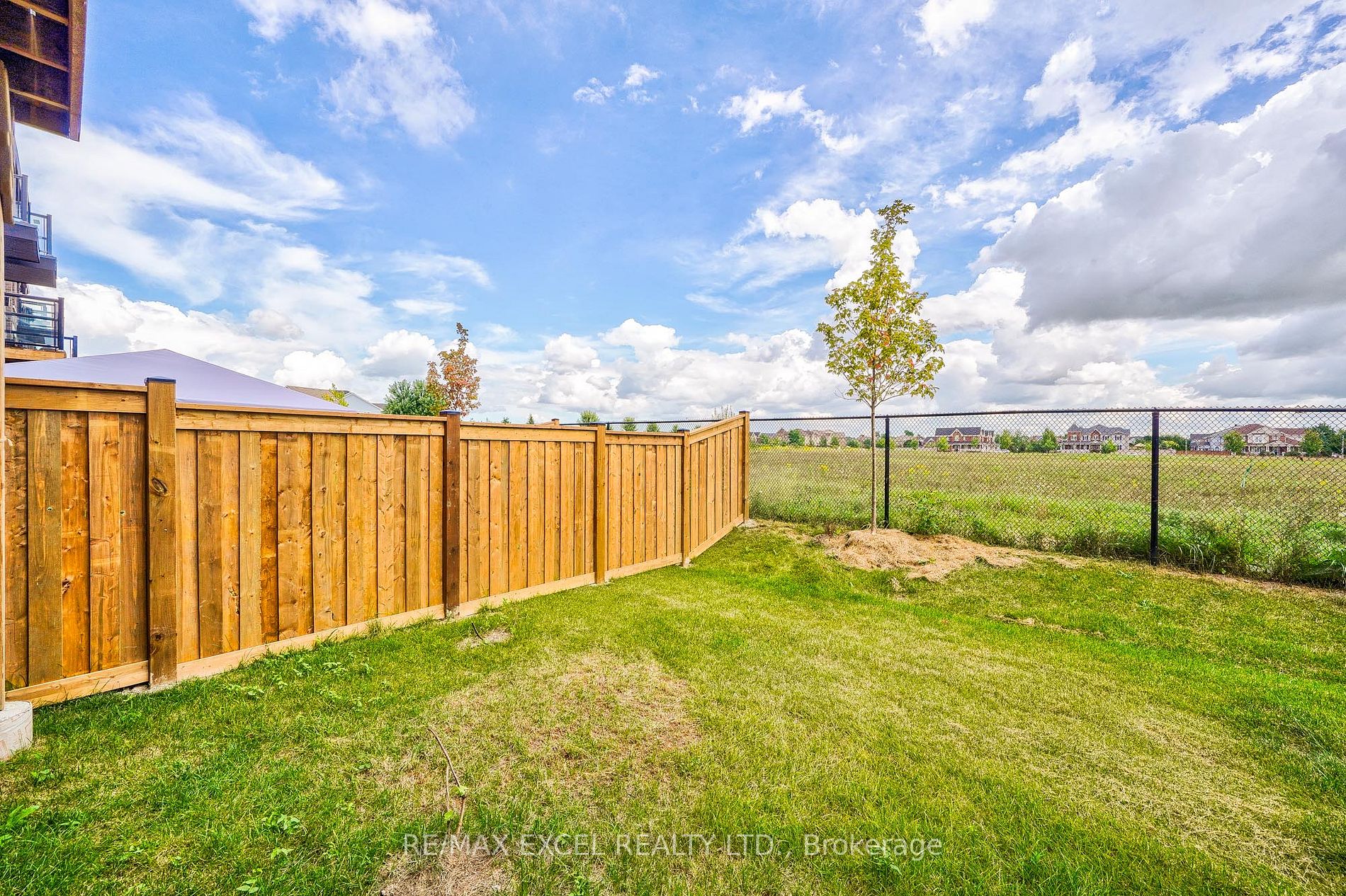 43 Lake Trail Way