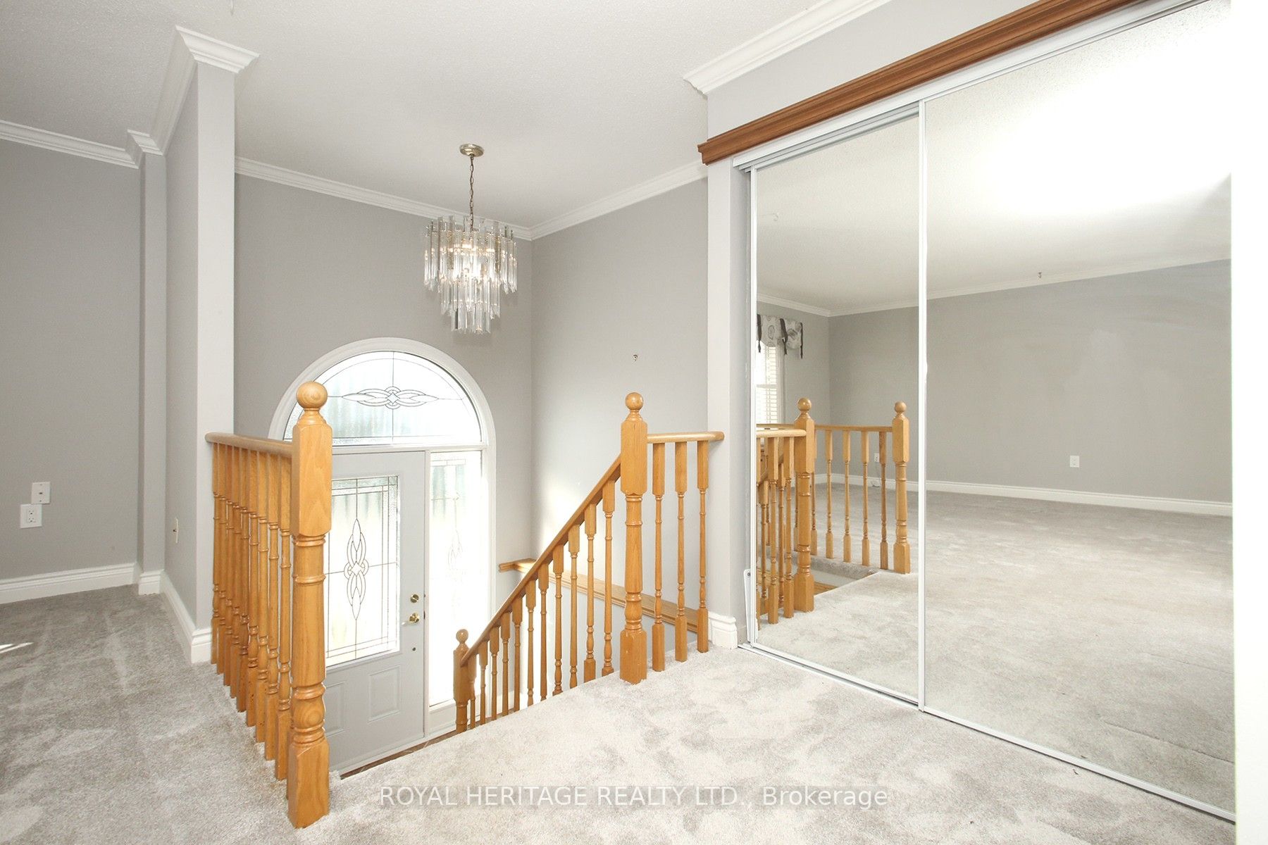 1035 Attersley Dr