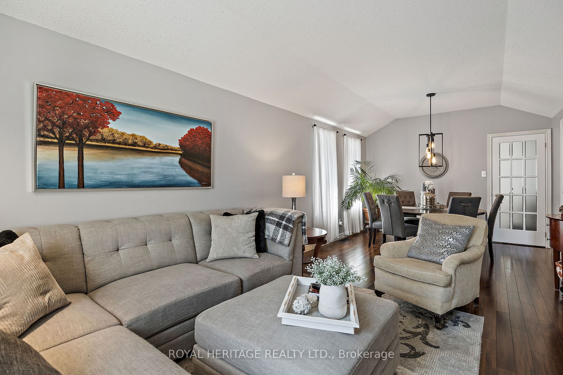 448 Sheppard Ave, Pickering