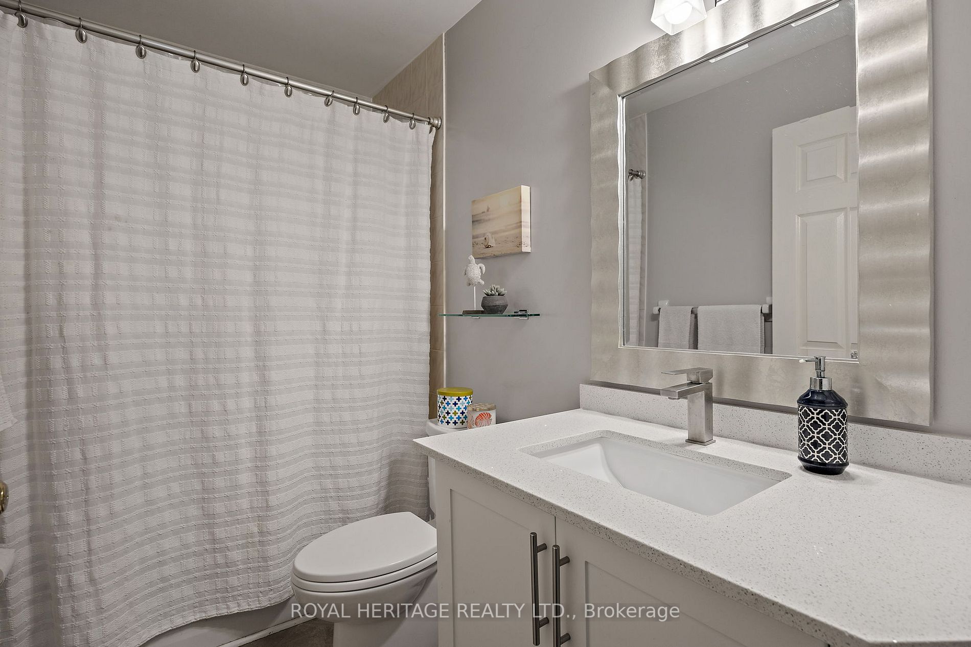 448 Sheppard Ave, Pickering