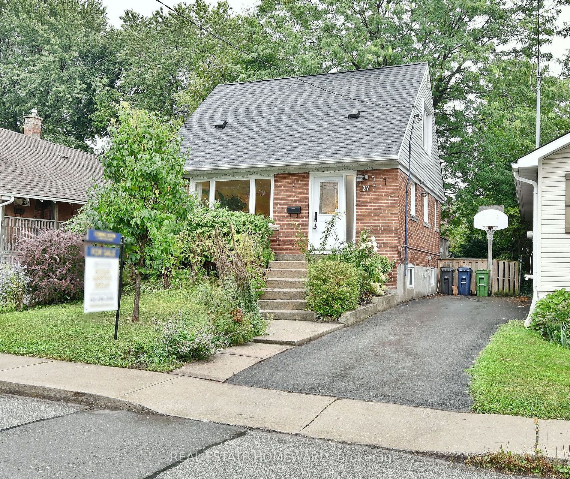 27 Sharpe St
