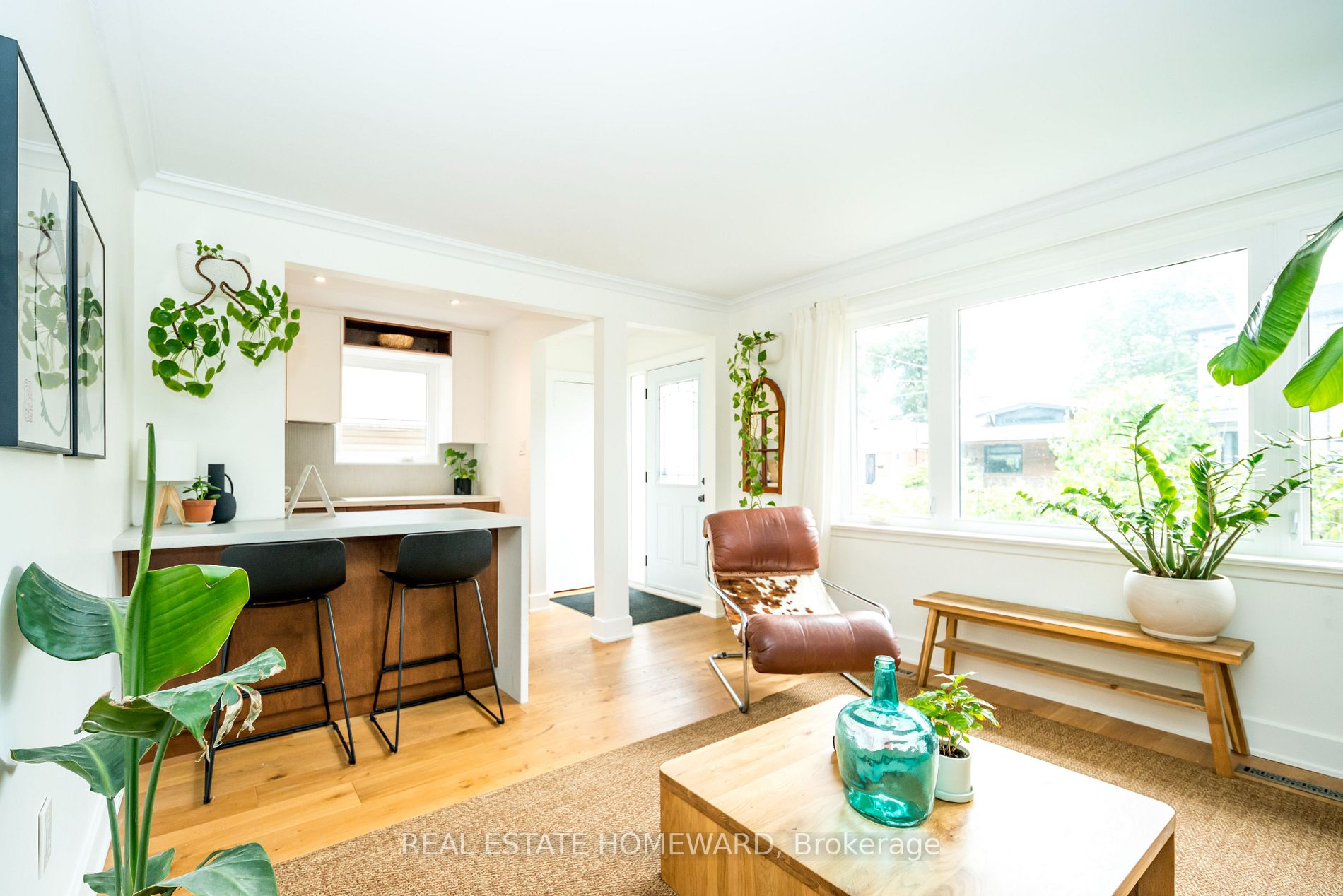 27 Sharpe St