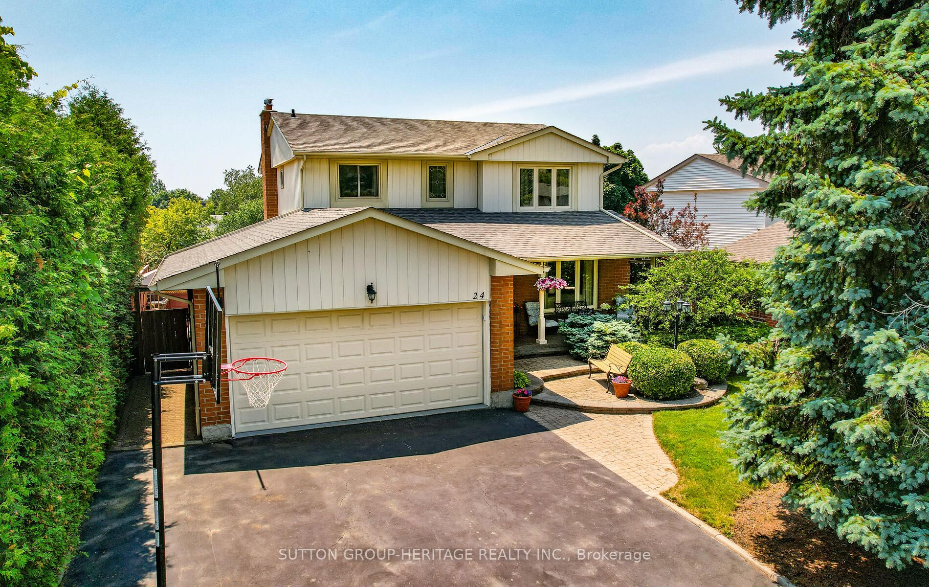 24 Anstead Cres