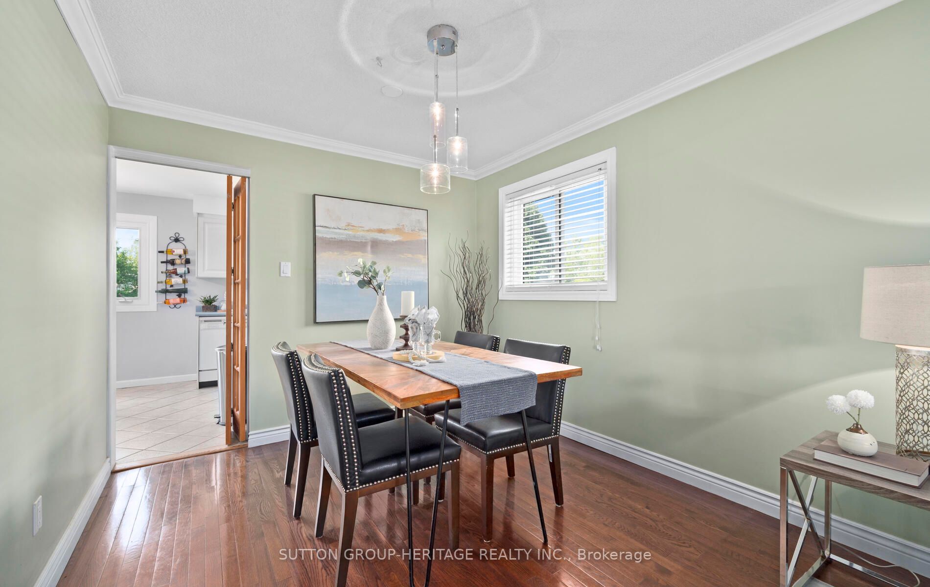 24 Anstead Crescent