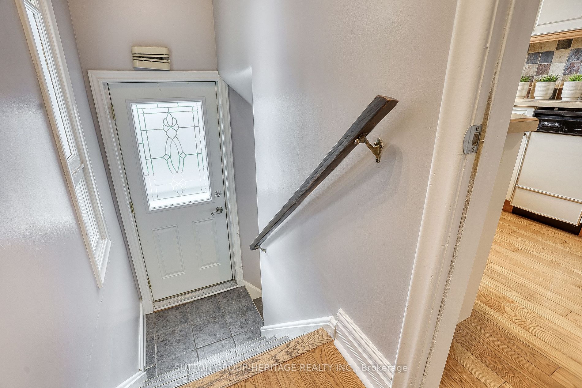 216 Warden Wilson Ave