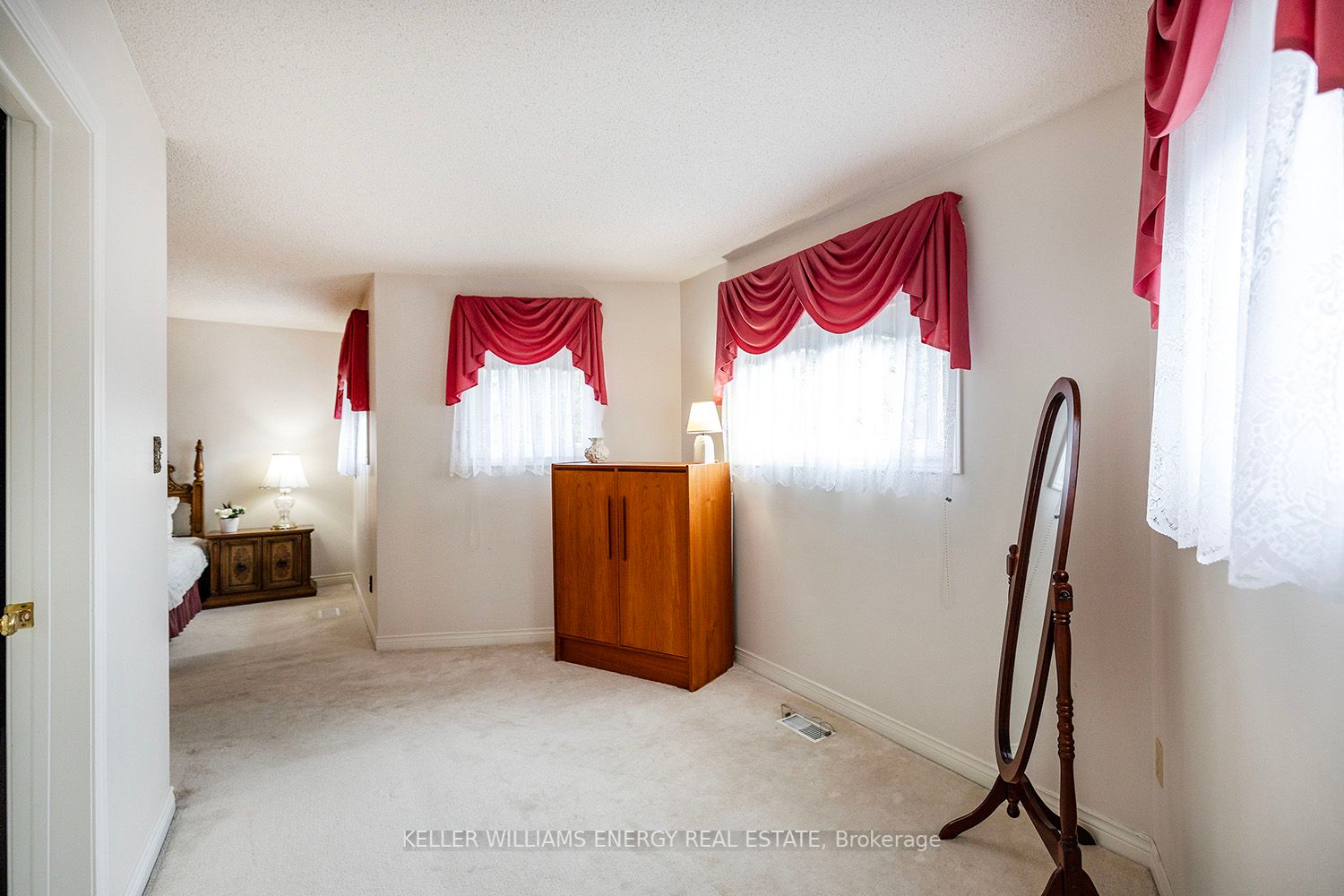 3 Springsyde St