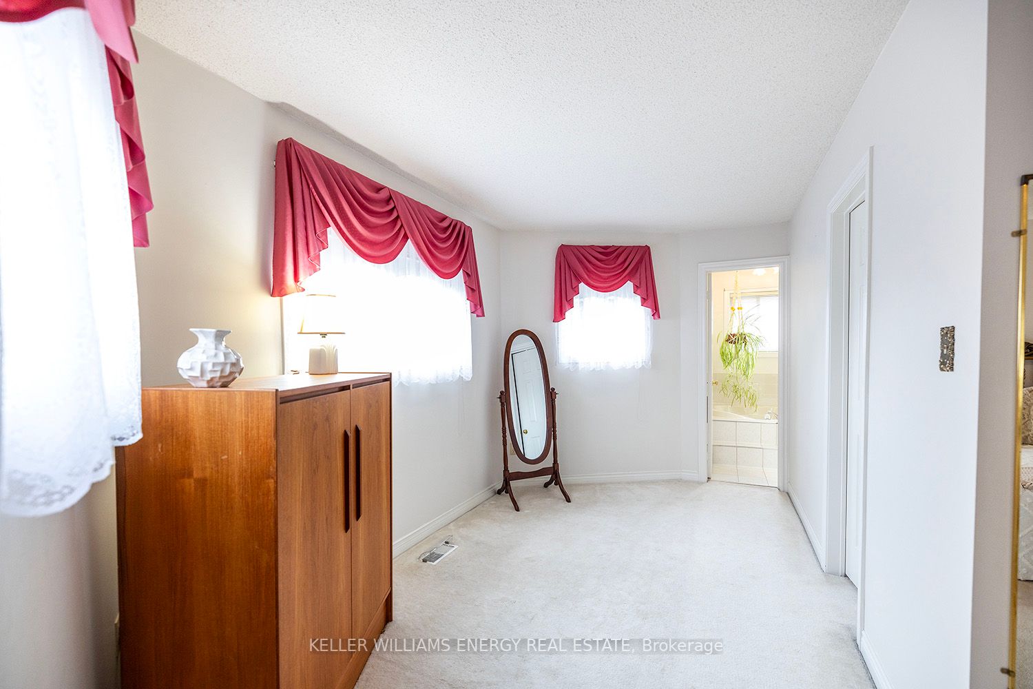 3 Springsyde St