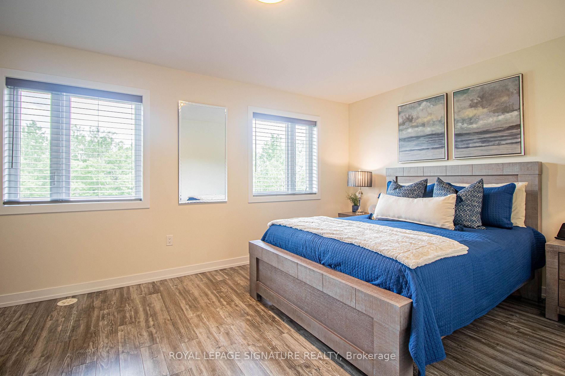 250 Finch Avenue, #27