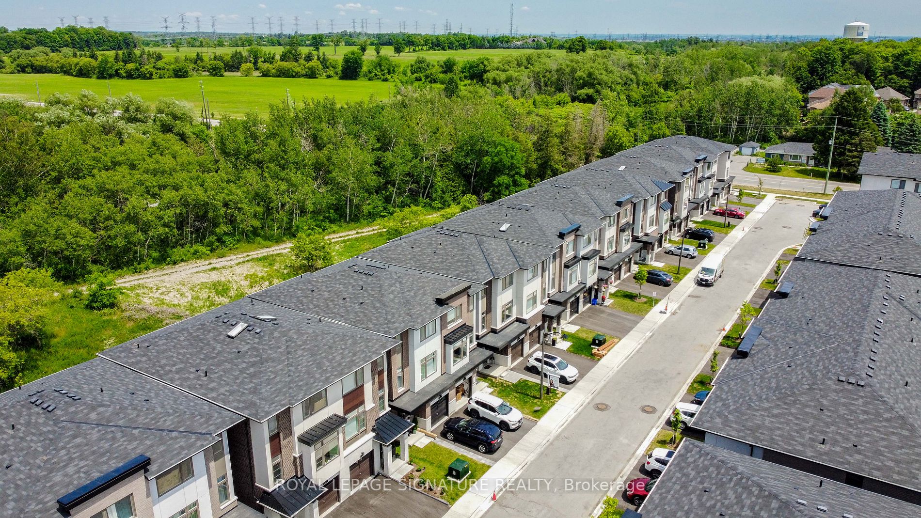 250 Finch Avenue, #27
