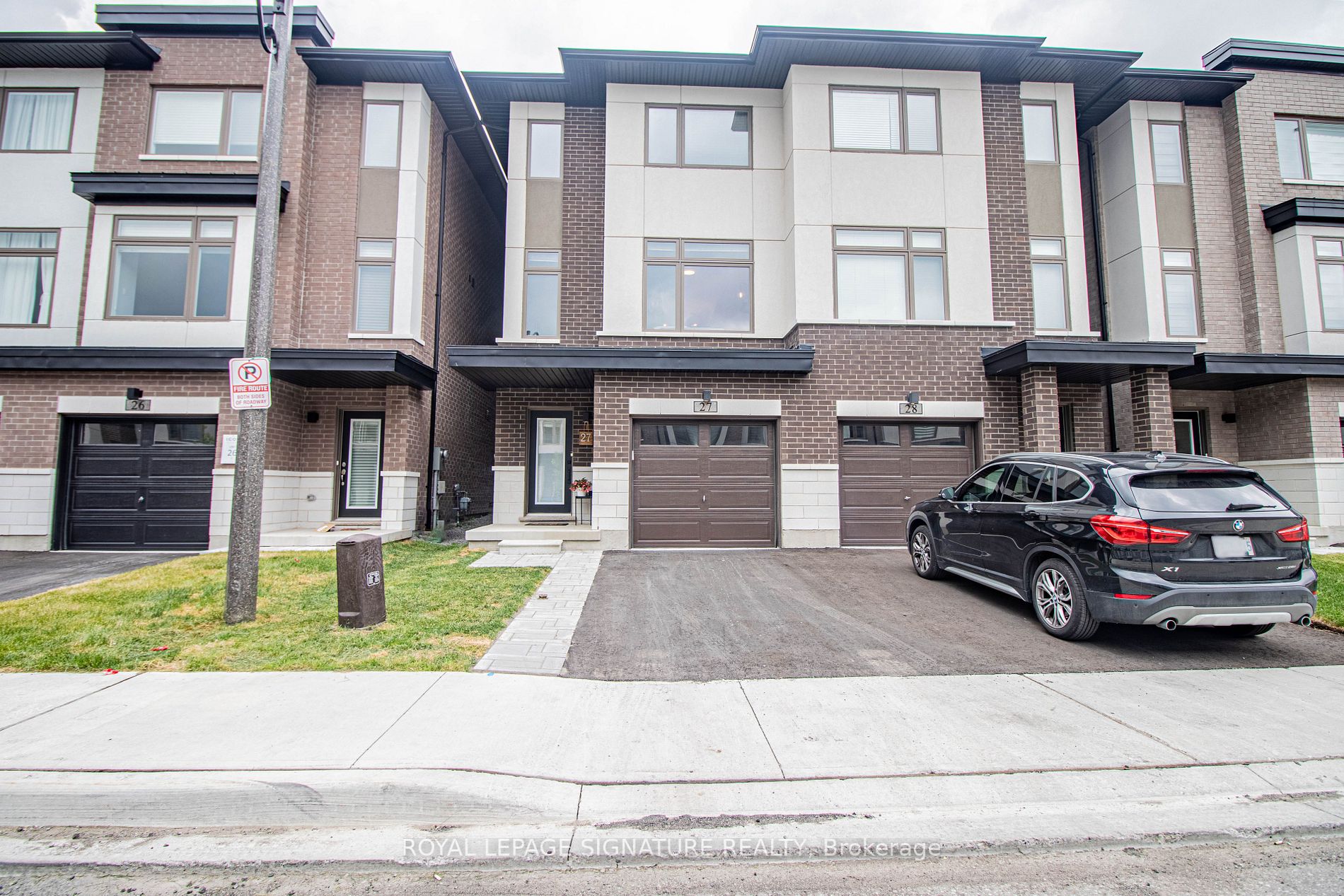 250 Finch Avenue, #27
