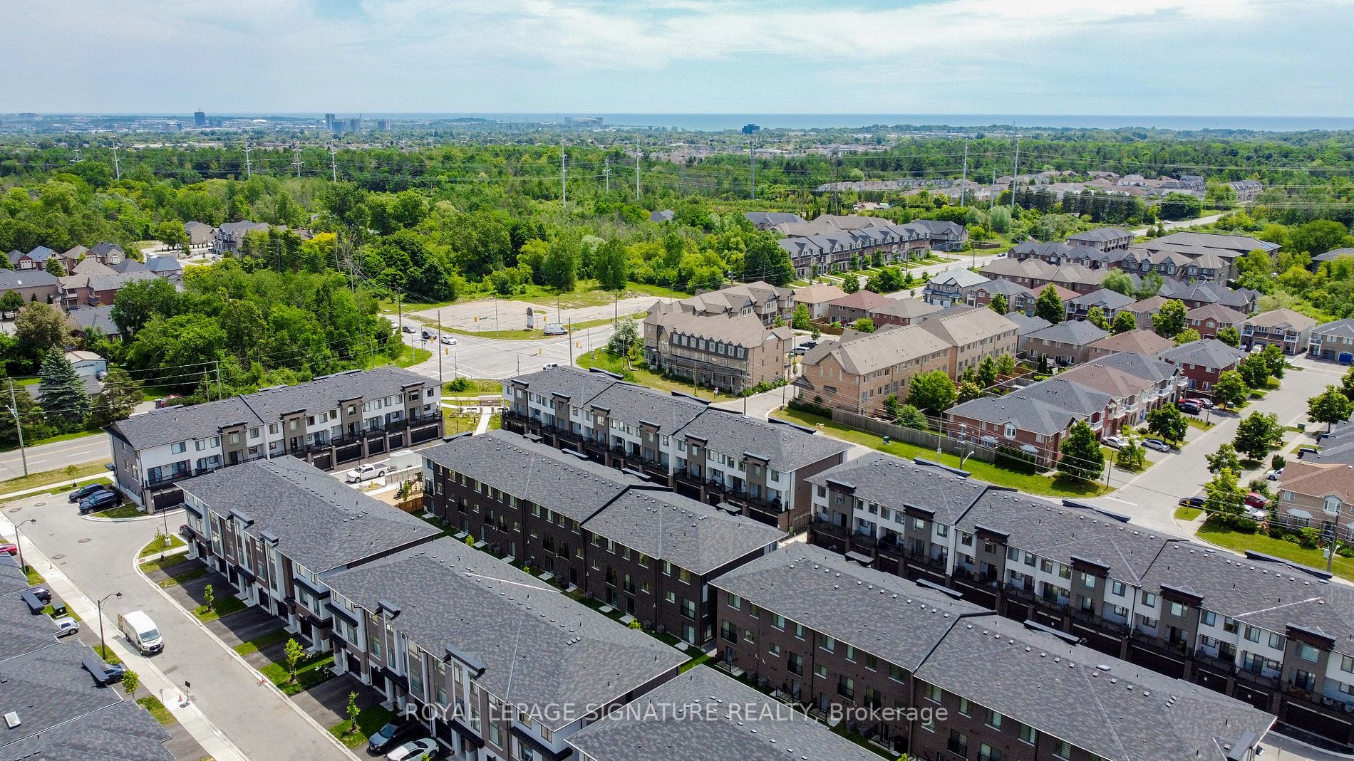 250 Finch Avenue, #27