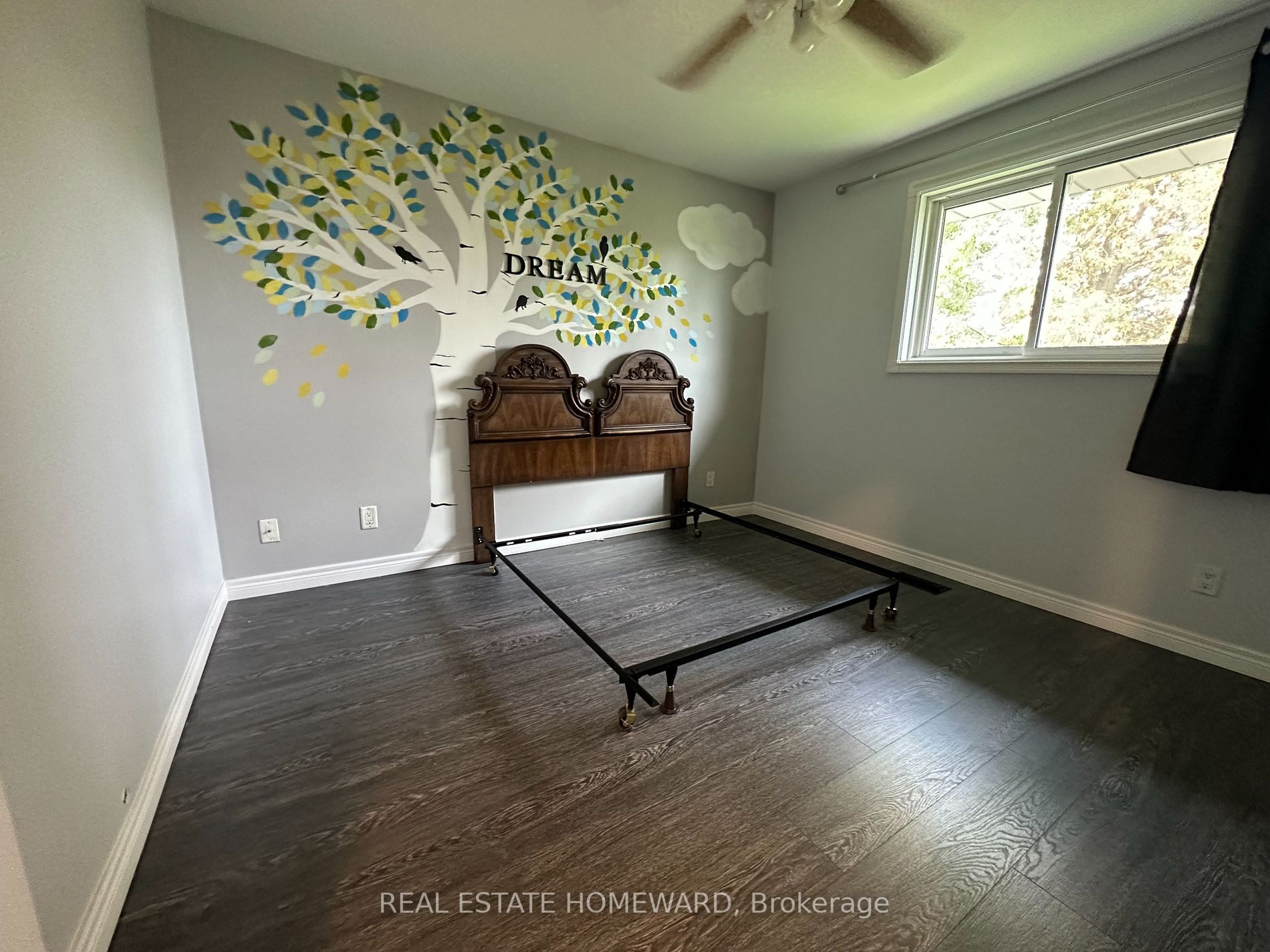 511 Harris Court, #upper