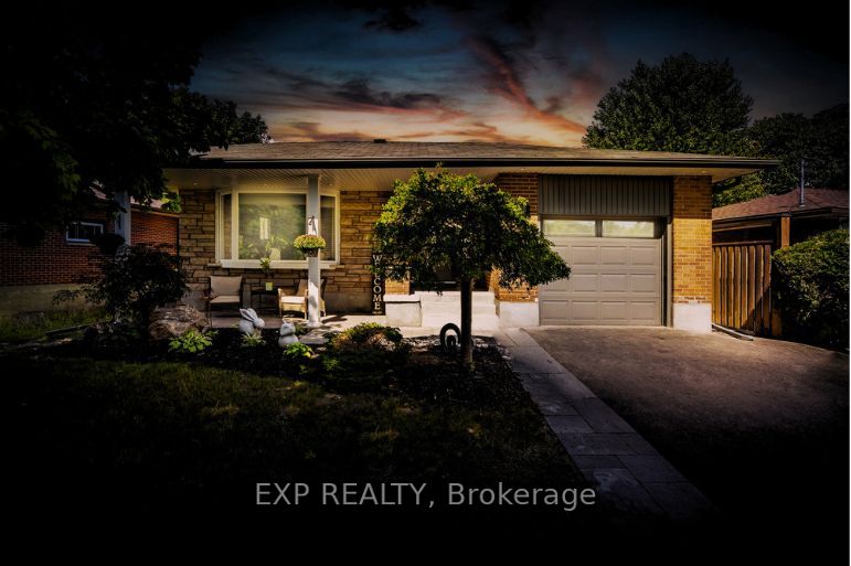 1158 Wakefield Cres