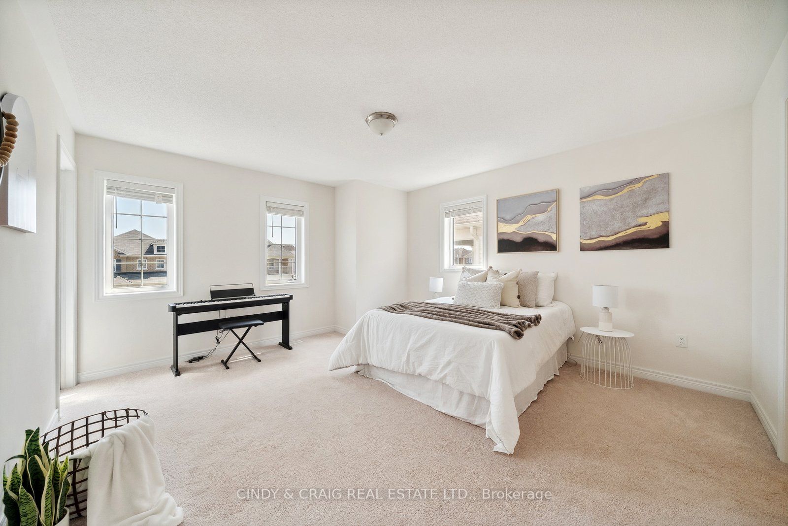26 Henry Smith Ave