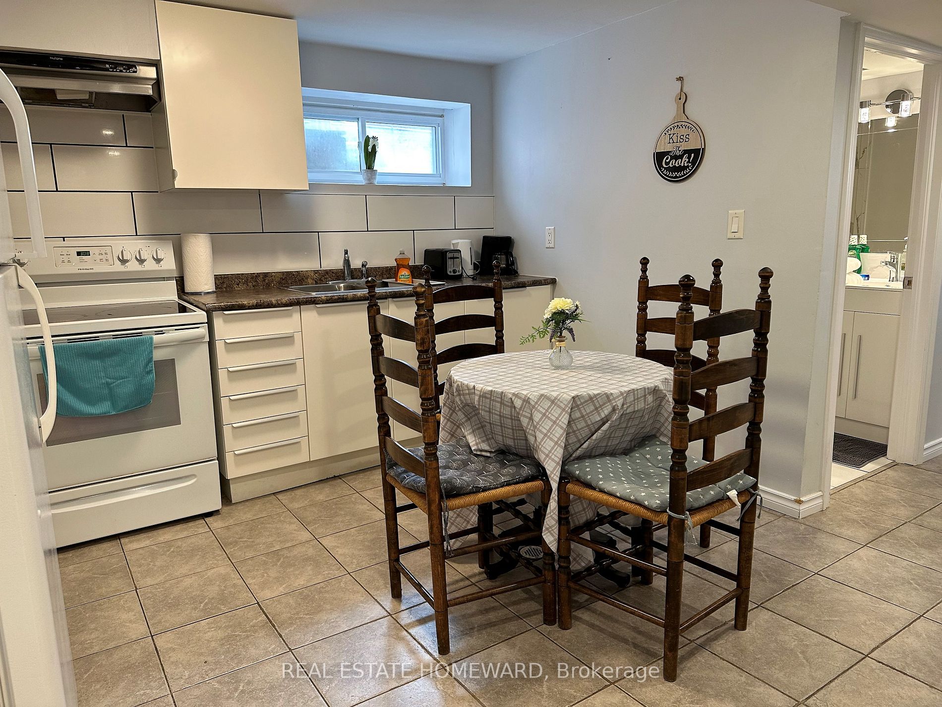 511 Harris Crt, #Bsmt