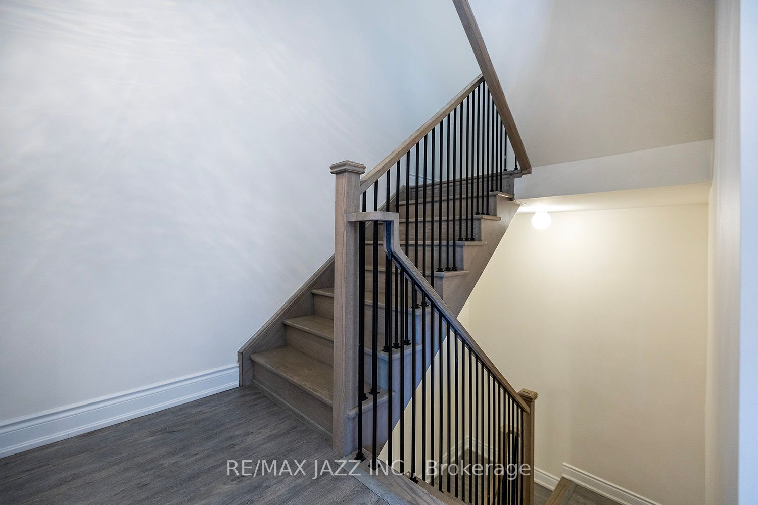 12 Bellerive Lane
