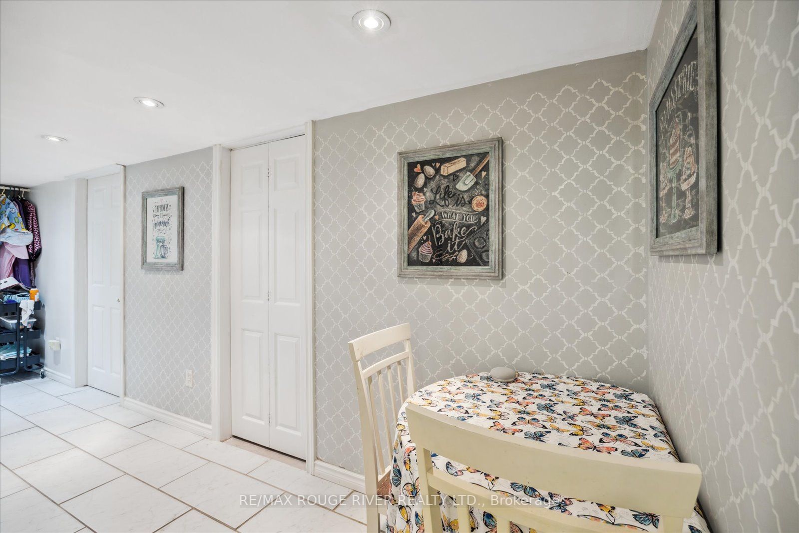 57 Lady May Dr