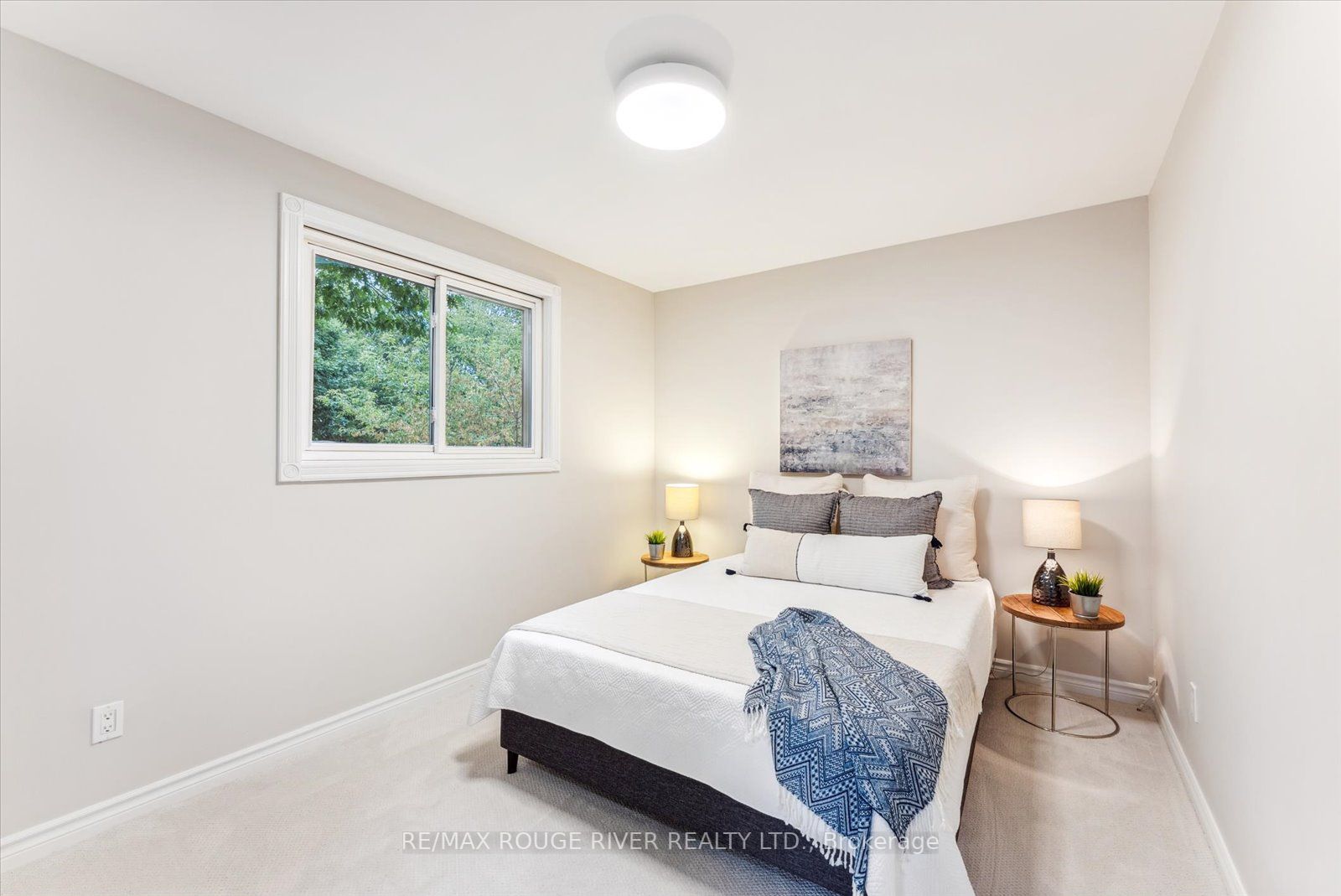 35 Hetherington Dr