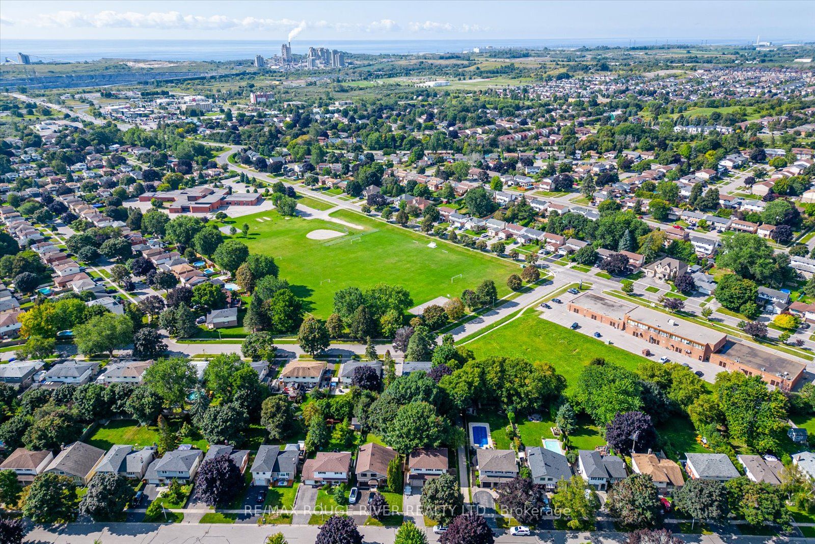 35 Hetherington Dr