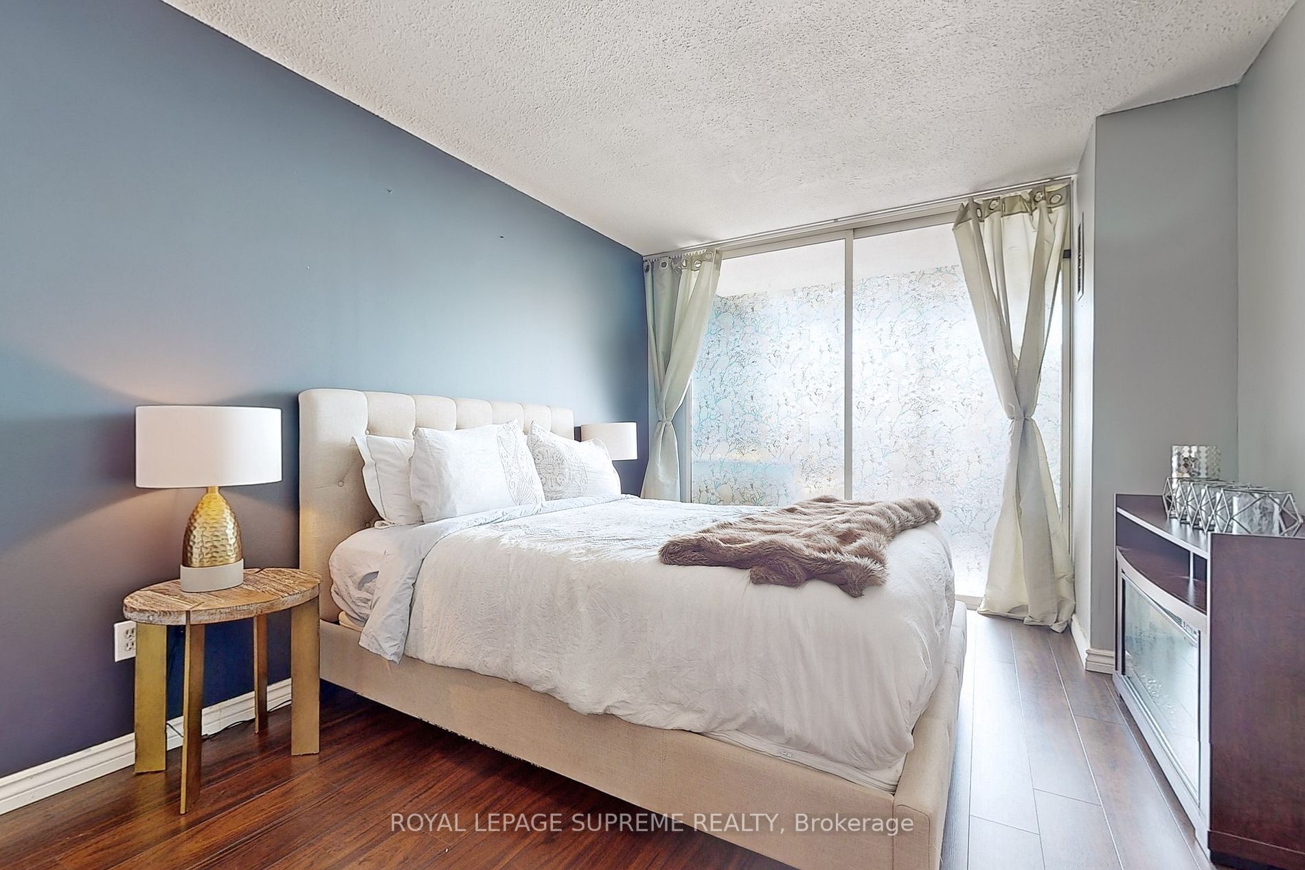 3 Greystone Walk Dr, #923