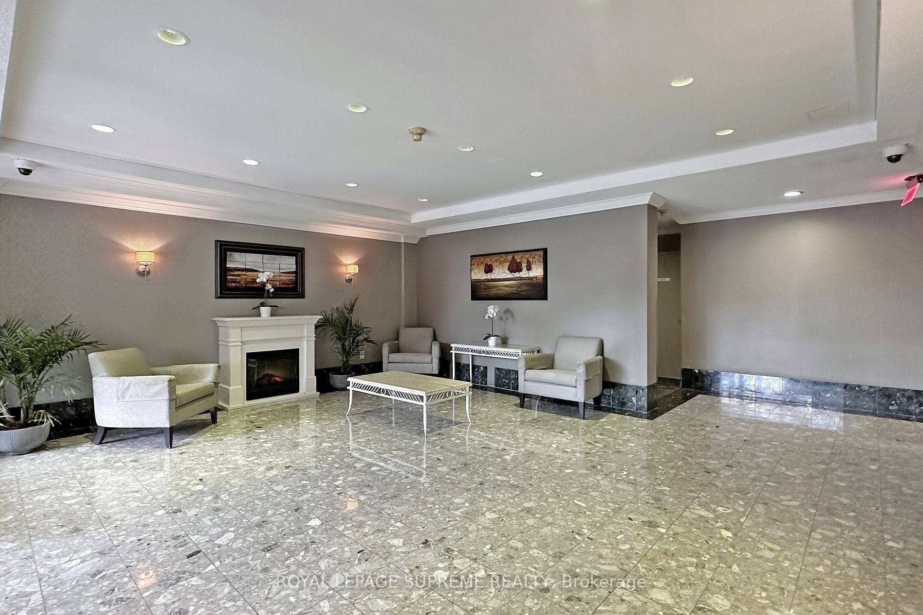 3 Greystone Walk Dr, #923