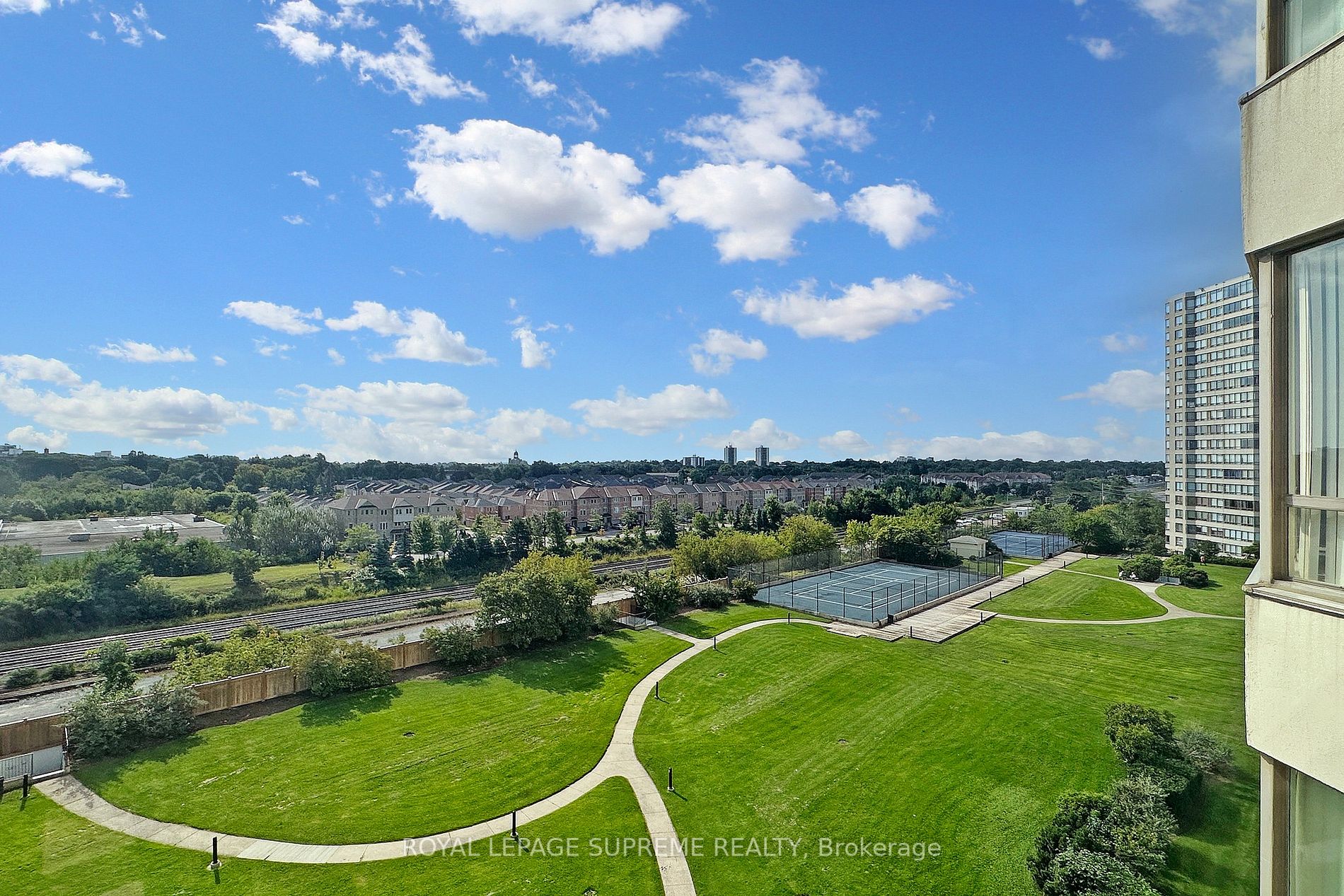 3 Greystone Walk Dr, #923