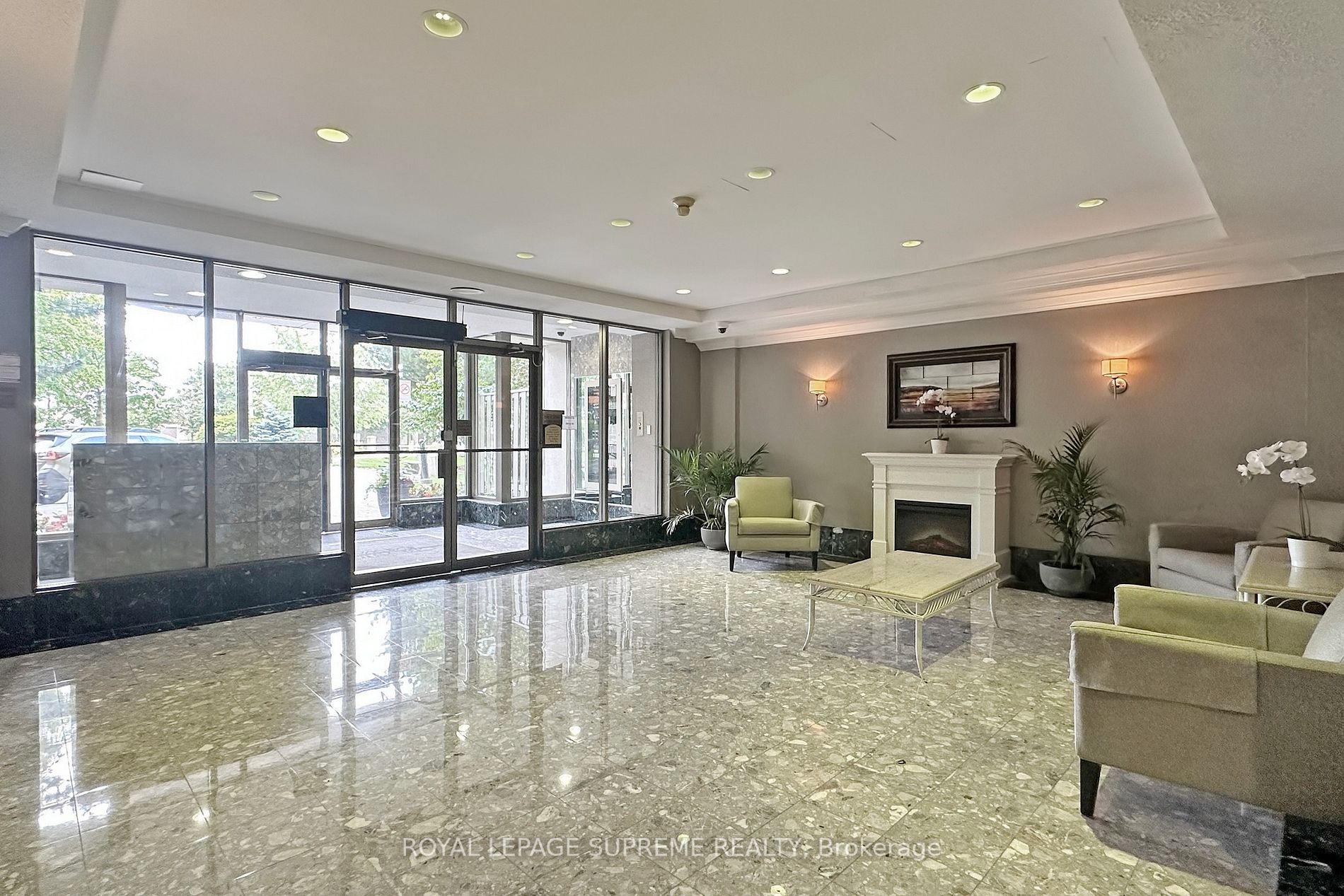 3 Greystone Walk Dr, #923