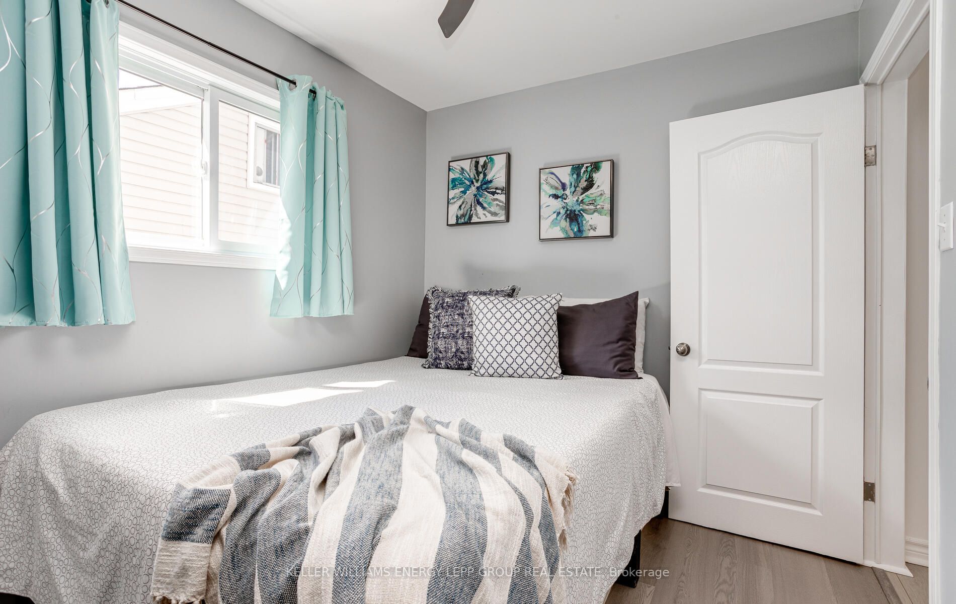 317 Oshawa Boulevard S