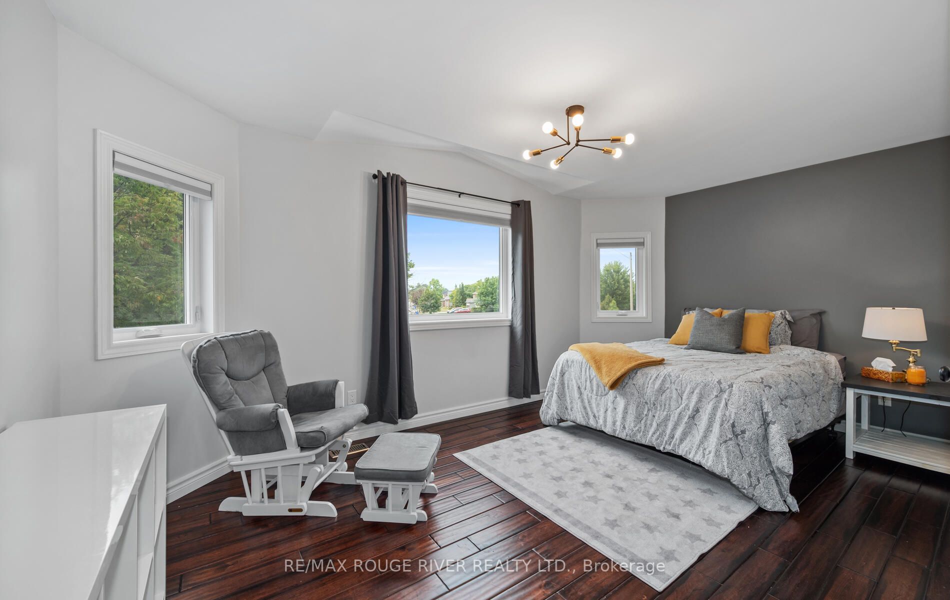441 Sunview Lane