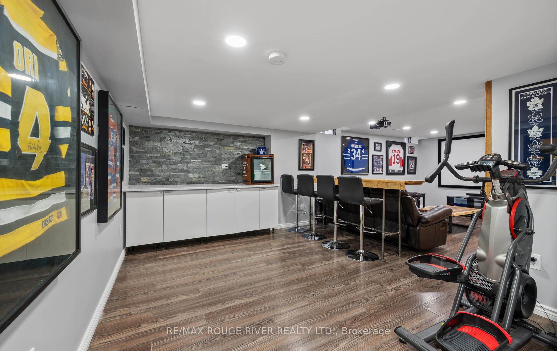 441 Sunview Lane