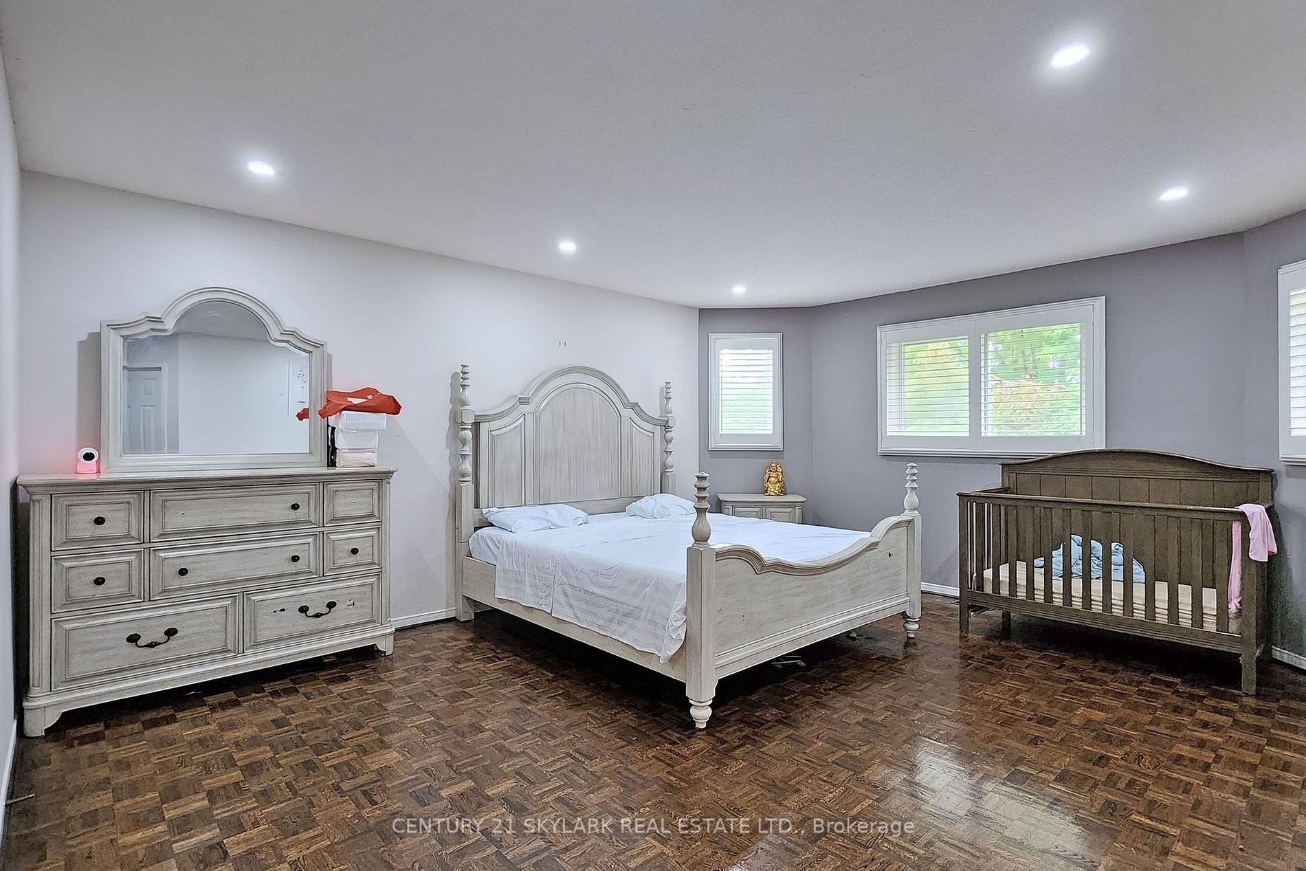 2388 Wildwood Cres