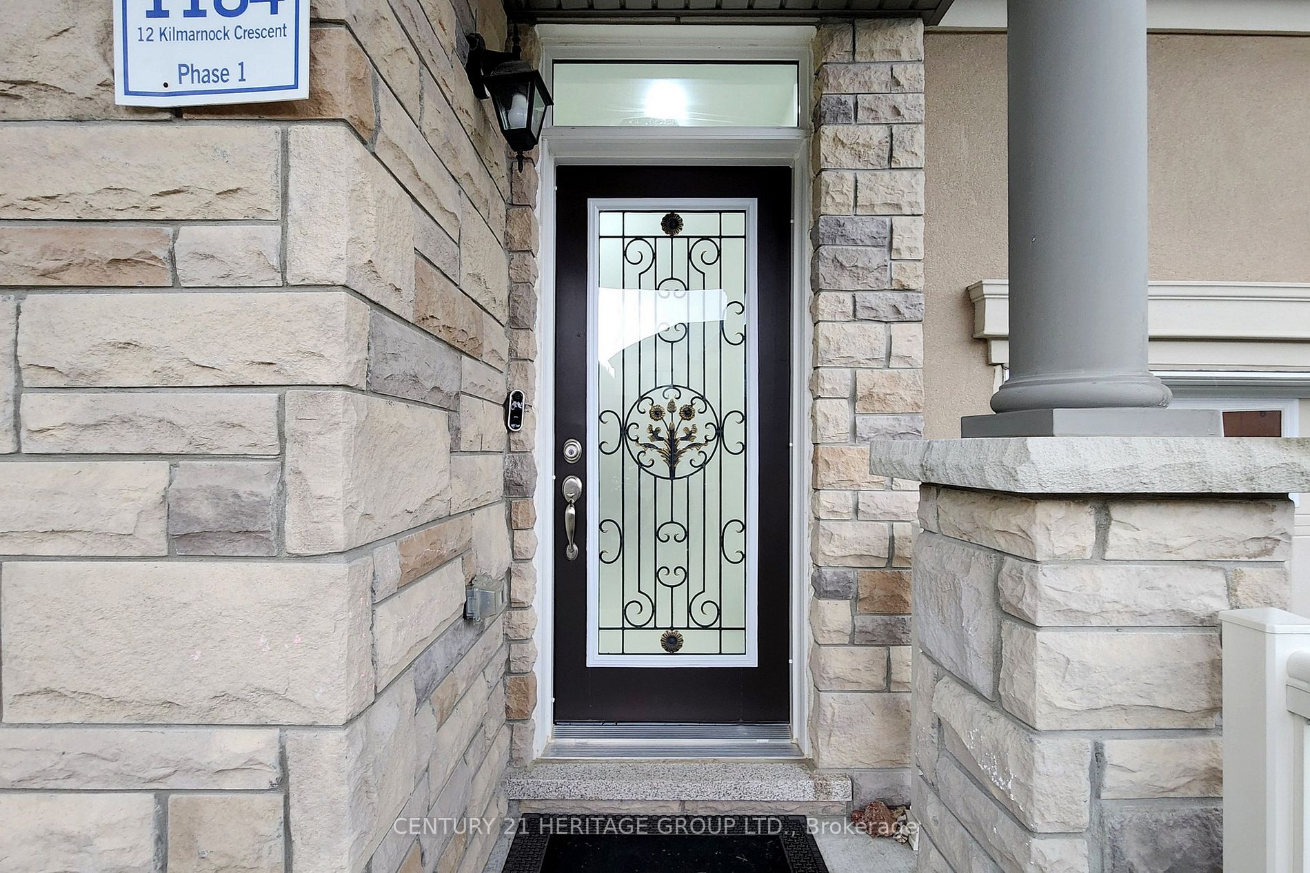 12 Kilmarnock Cres