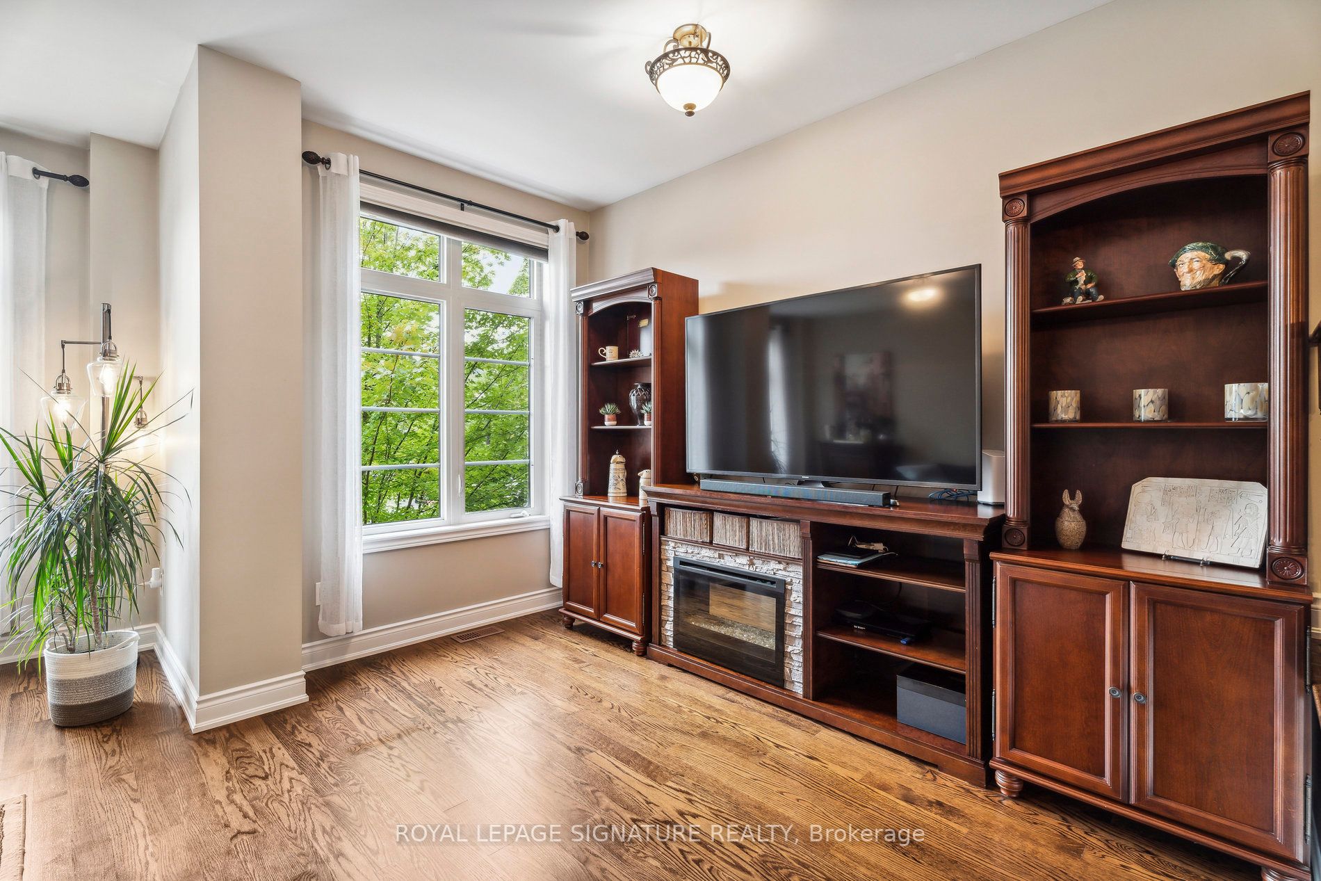 361 Chickadee Crt, ##3