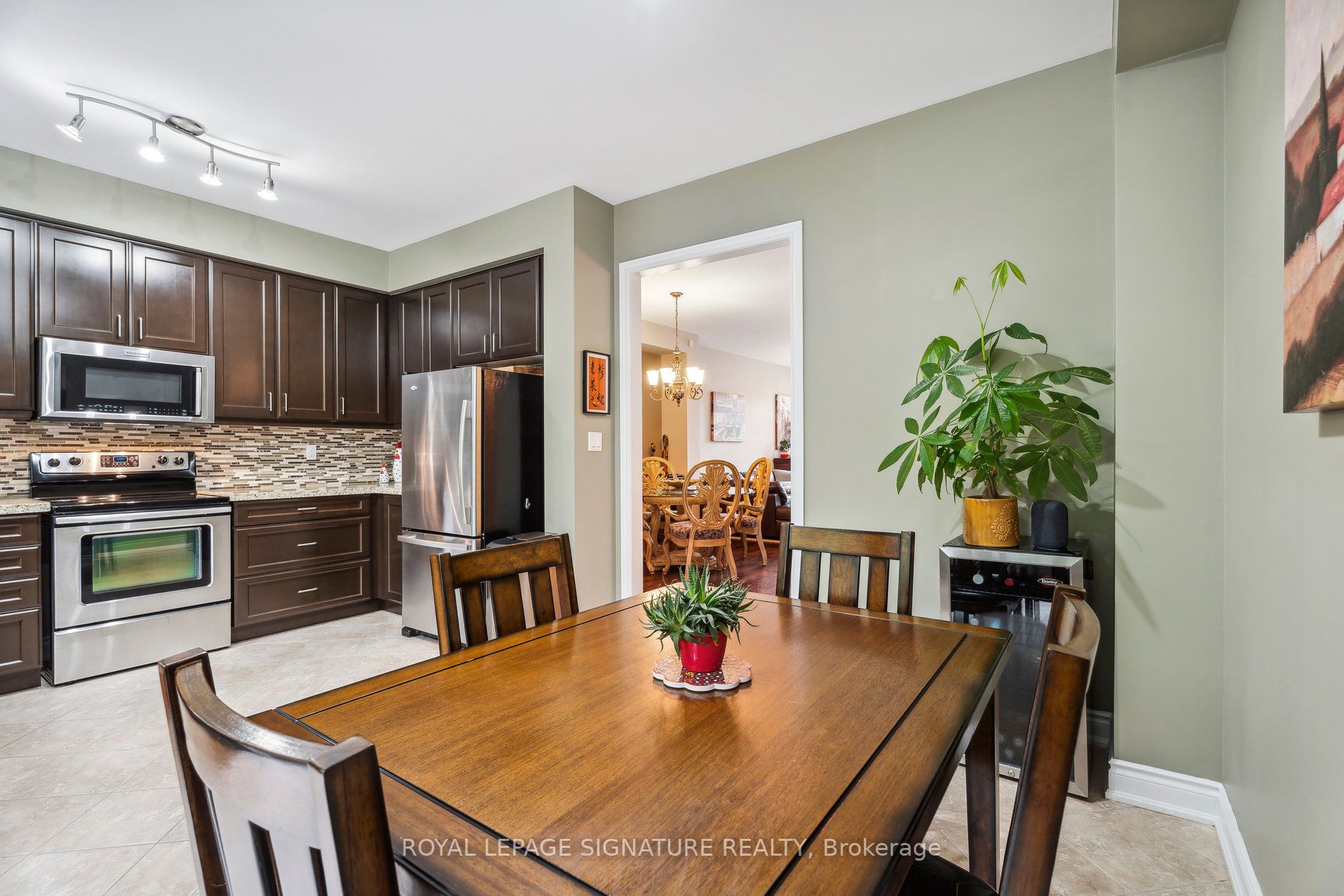 361 Chickadee Crt, ##3