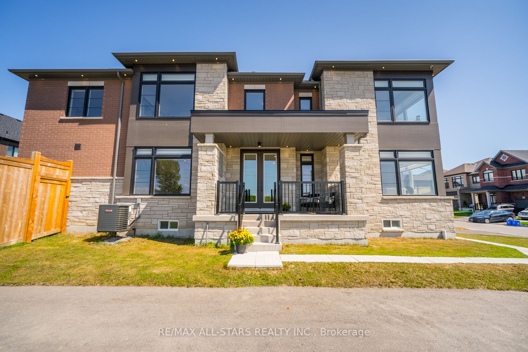 2 Closson Dr