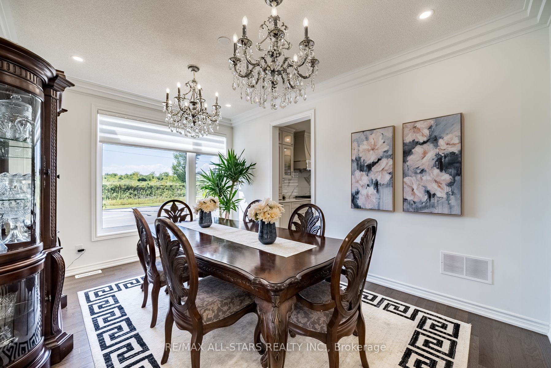 2 Closson Dr