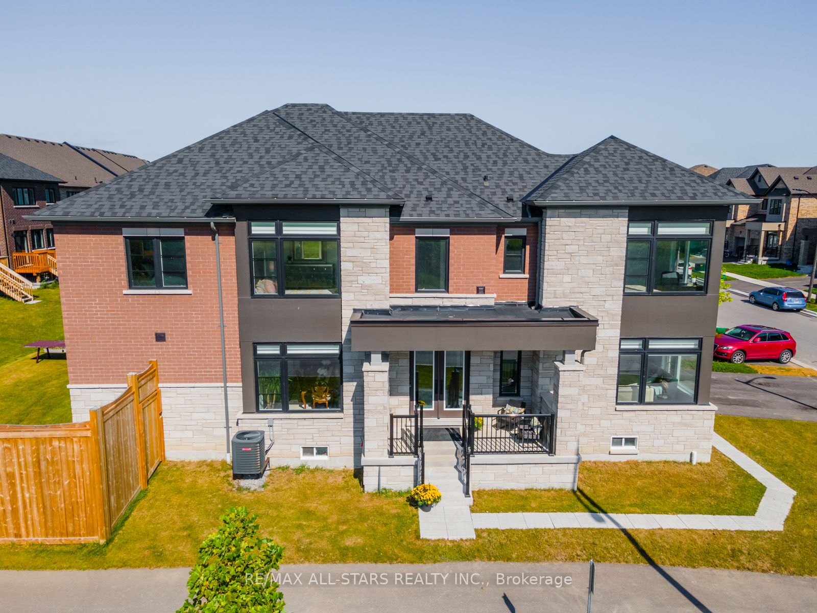 2 Closson Dr