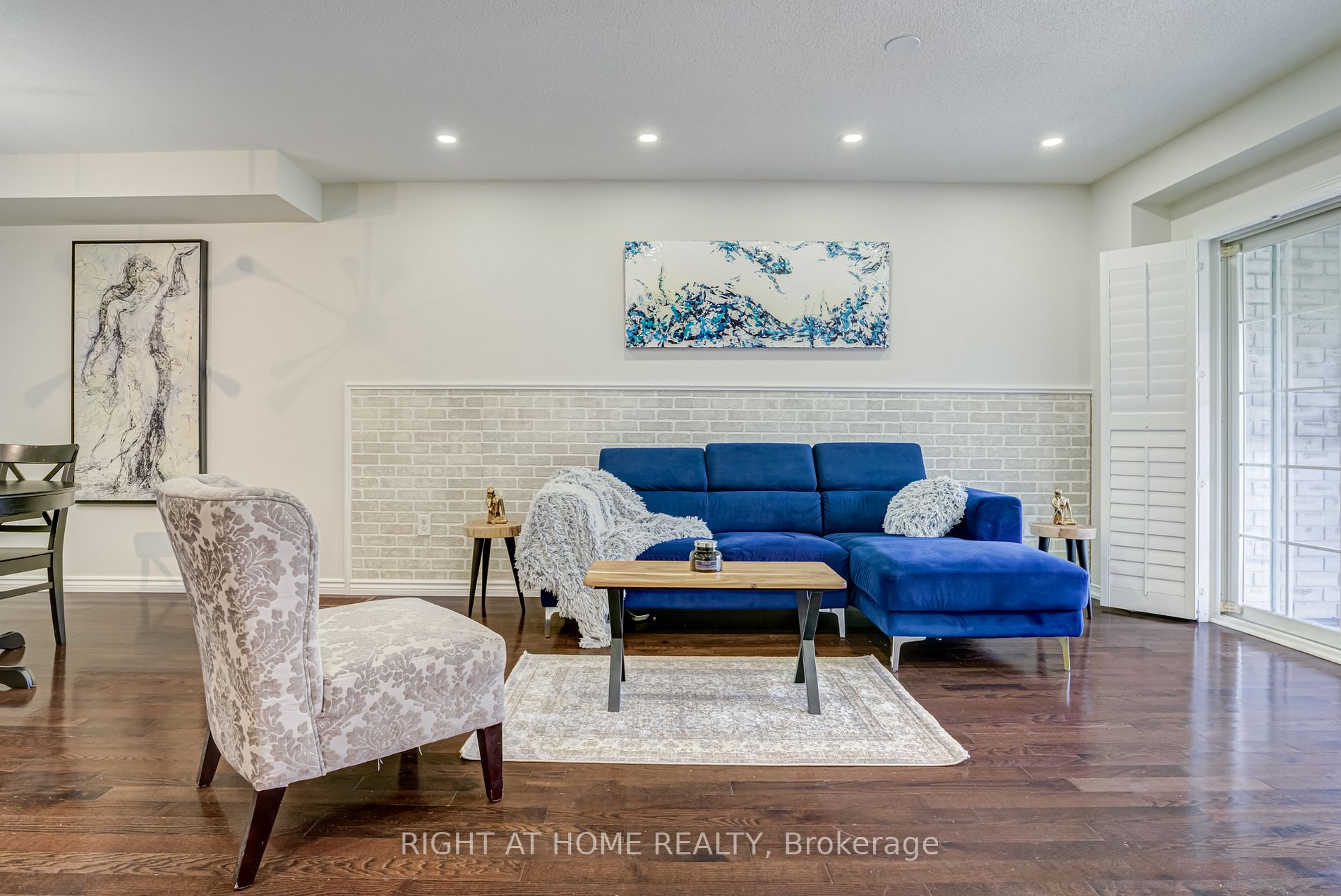 13 Clowes Street
