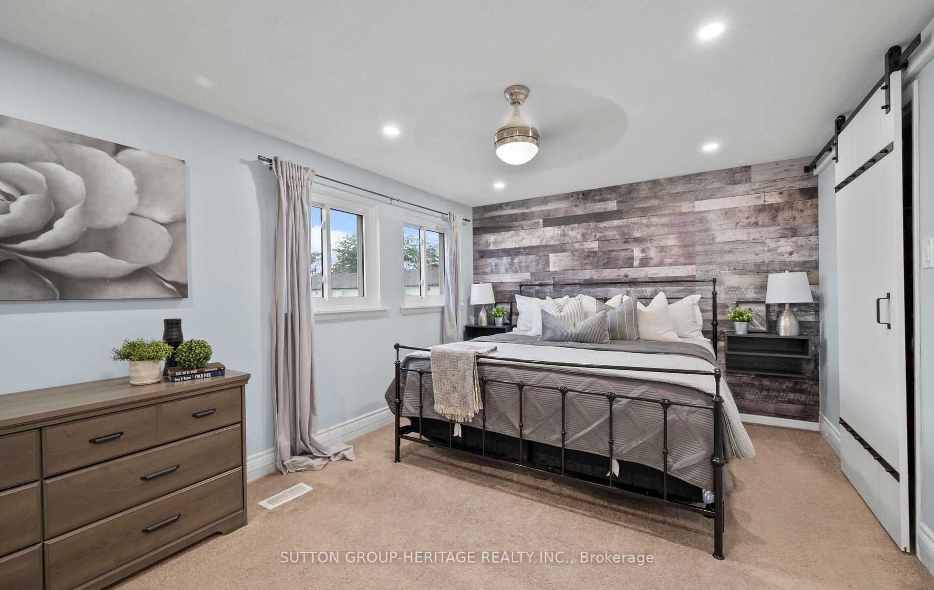 16 Tompkins Lane, #29