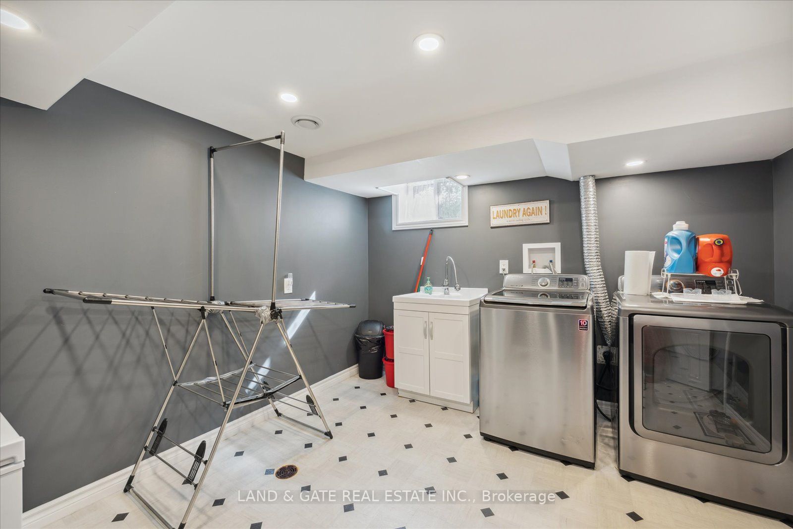 109 Gardenia Court