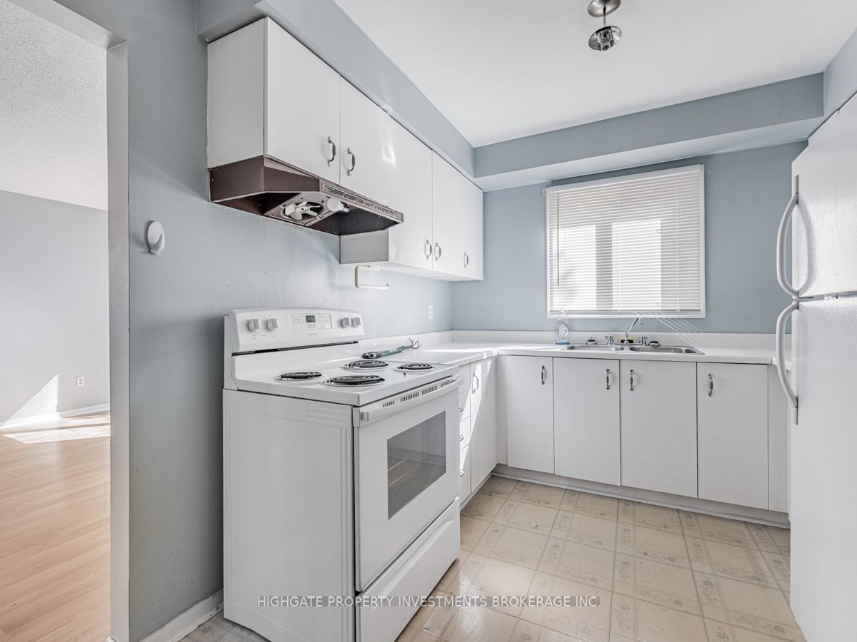 21 Noble Dr